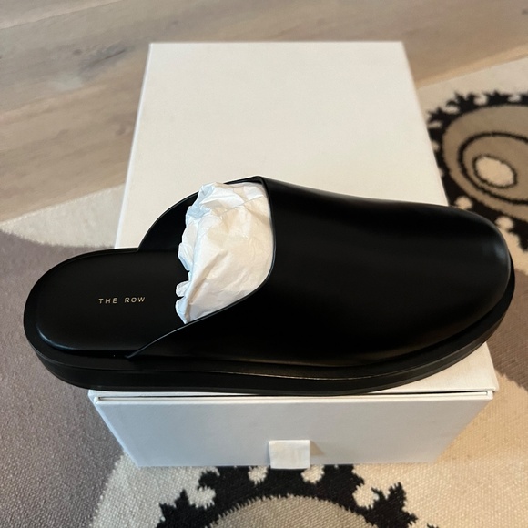 The Row Sabot Black Leather Mules NWB Size 38.5 - Picture 5 of 9